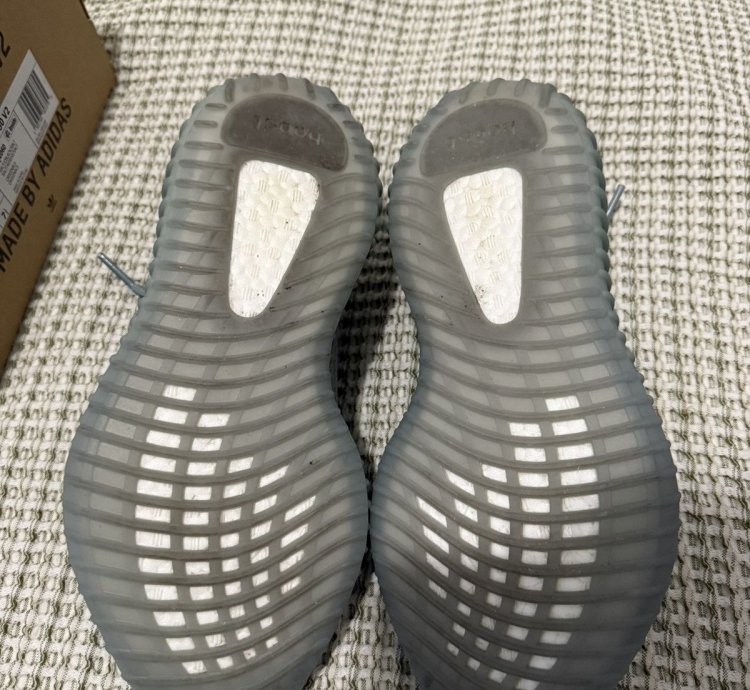 Adidas Yeezy Boost 350 V2 Salt
