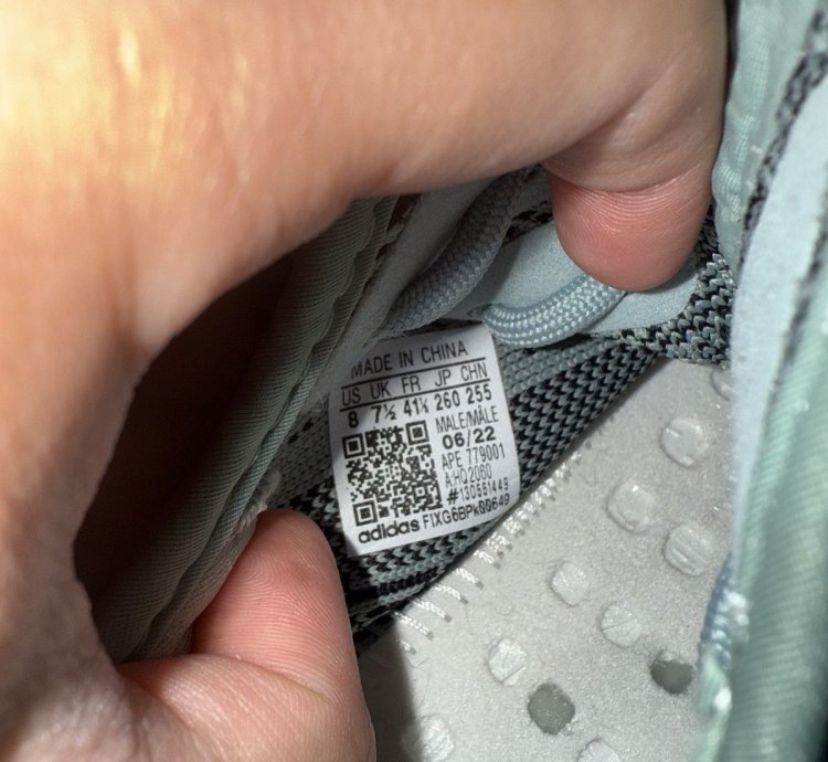 Adidas Yeezy Boost 350 V2 Salt