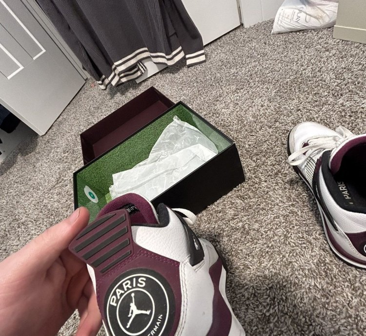 Psg Retro 4 Size 9