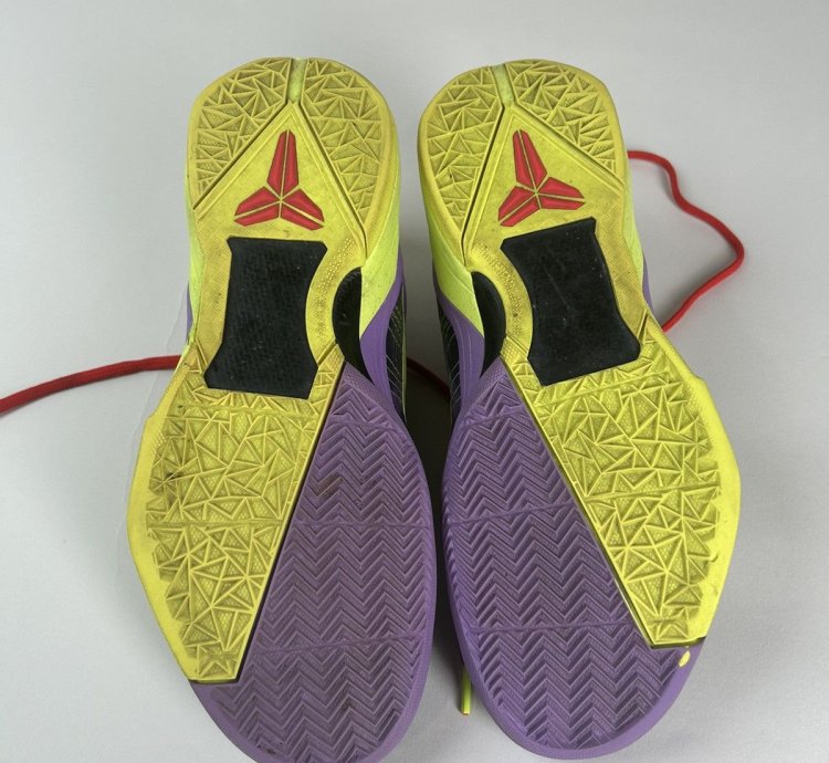 Nike Kobe 7 Supreme Christmas