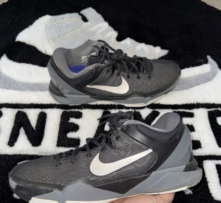 Nike Kobe 7 System Black Wolf Grey size 10 5