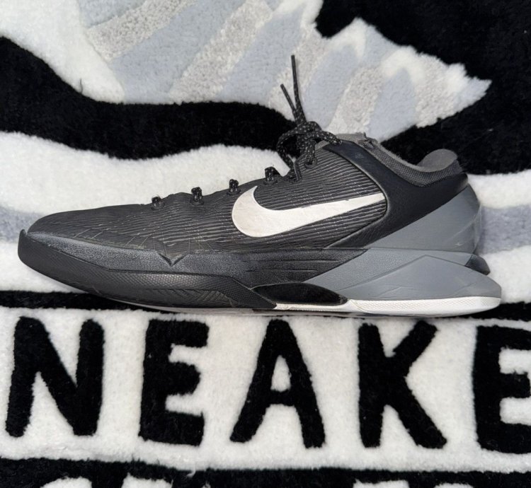 Nike Kobe 7 System Black Wolf Grey size 10 5