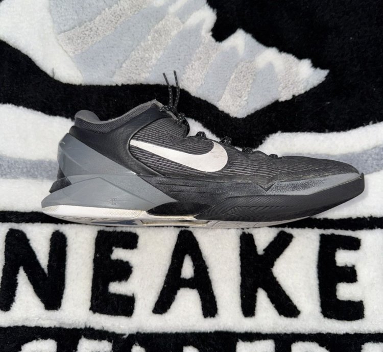 Nike Kobe 7 System Black Wolf Grey size 10 5