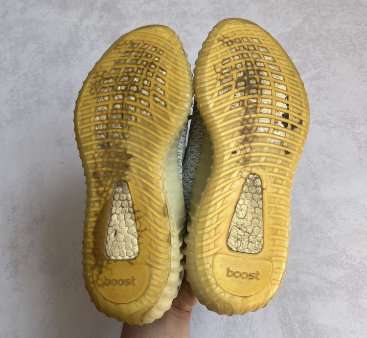 Adidas Yeezy Boost 350 V2 Shoes