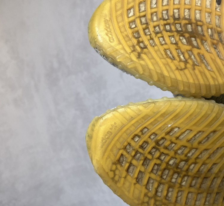 Adidas Yeezy Boost 350 V2 Shoes