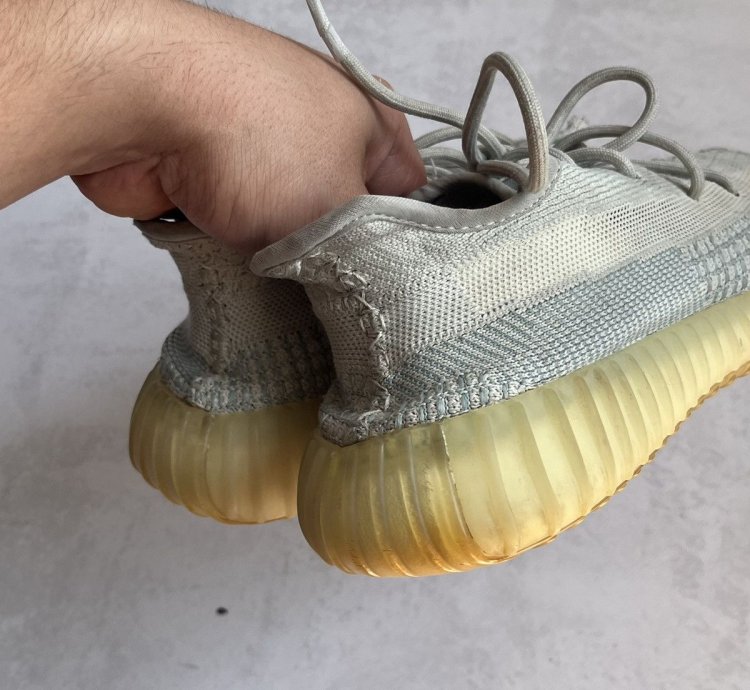 Adidas Yeezy Boost 350 V2 Shoes