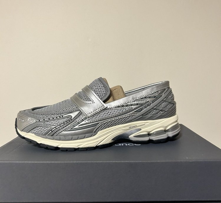 New Balance Metallic 1906 Loafers