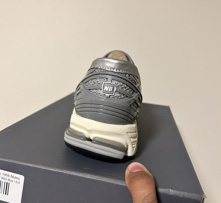 New Balance Metallic 1906 Loafers