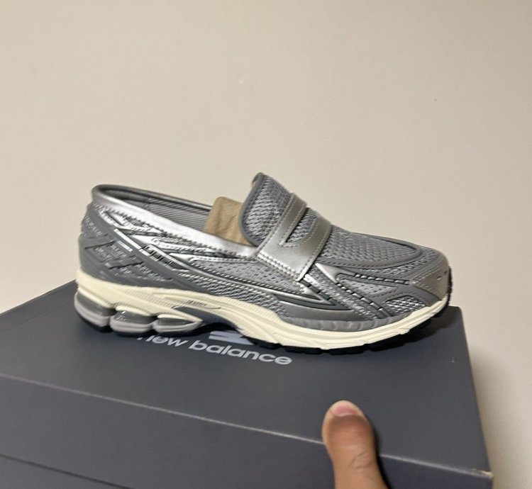 New Balance Metallic 1906 Loafers