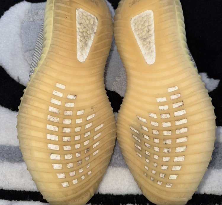 Adidas Yeezy Boost 350 V2 Static Non-reflective size 10
