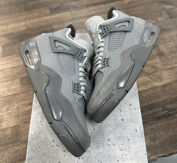 Air Jordan 4 Retro Se Paris Olympics Wet Cement