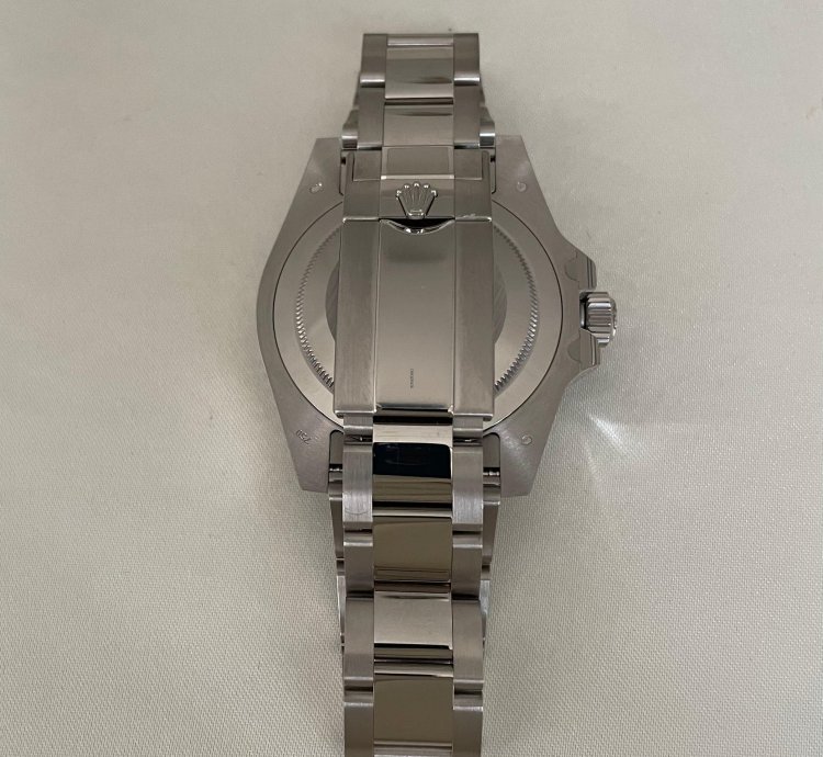 Rolex Gmt-master Ii Pepsi In White Gold Blue Dial 126719blro