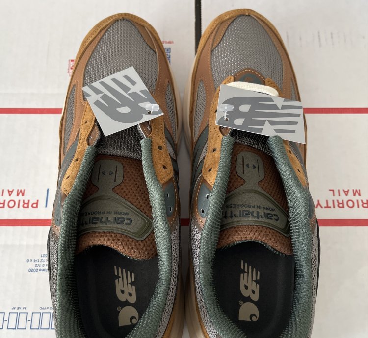 New Balance Miusa 990v6 Carhartt Wip