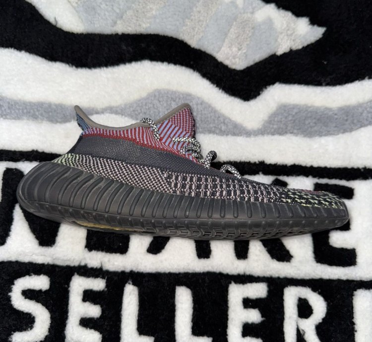 Adidas Yeezy Boost 350 V2 Yecheil Non-reflective size 10