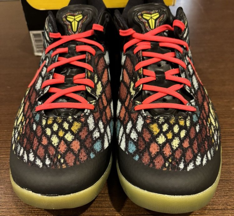 Nike Kobe 8 Christmas 2012