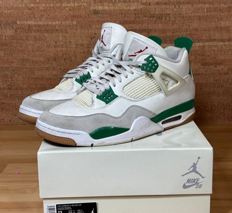 Air Jordan 4 Retro Sb Pine Green