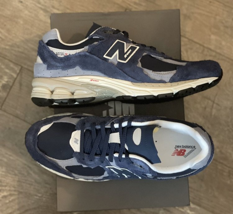 New Balance Protection Pack 2002r Navy 11 5m Brand New