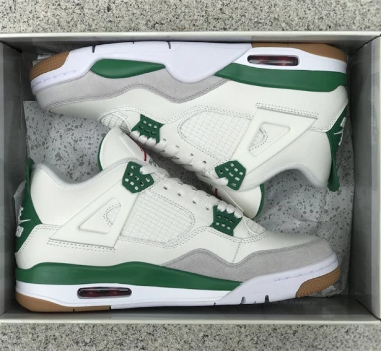 Air Jordan 4 Retro Sb Pine Green