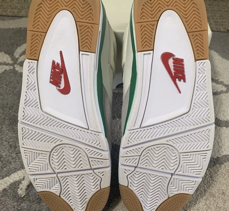 Air Jordan 4 Retro Sb Pine Green