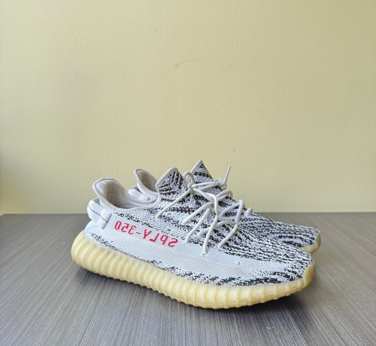 Adidas Yeezy Boost 350 V2 Zebra 2017 Sz 11 Used