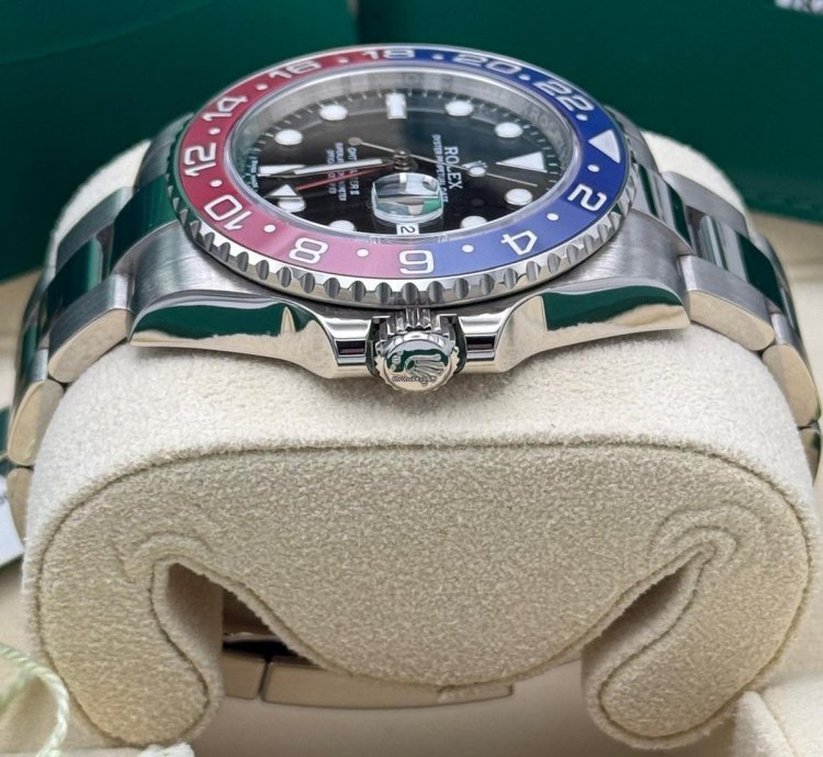 Rolex Gmt-master Ii Pepsi Unworn Full Set In Stock
