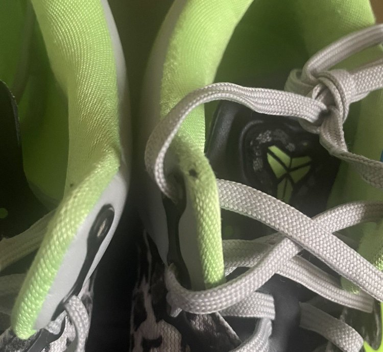 Nike Kobe 8 Graffiti