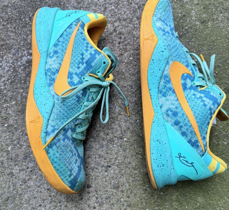 Nike Kobe 8 Green Glow 2013