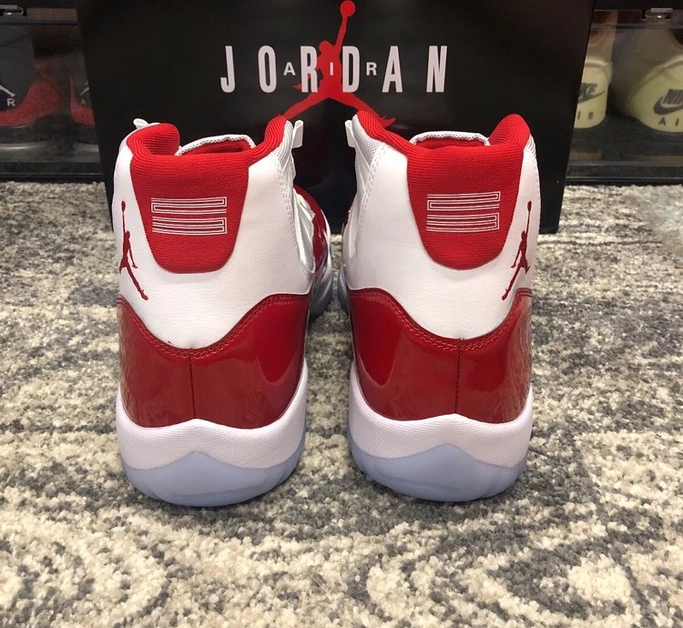 Air Jordan 11 Retro Cherry
