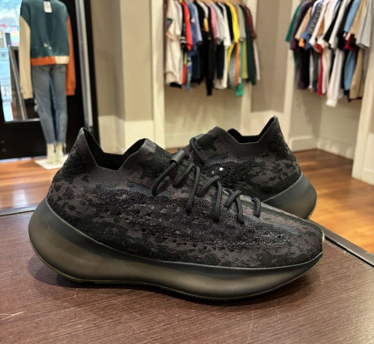Adidas Yeezy Boost 380 Onyx Reflective