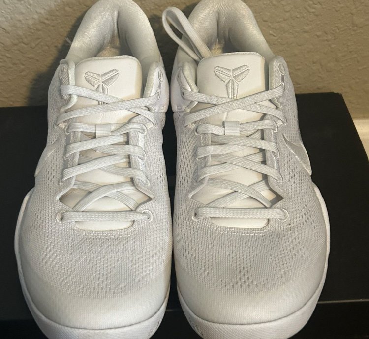 Nike Kobe 8 Protro Halo