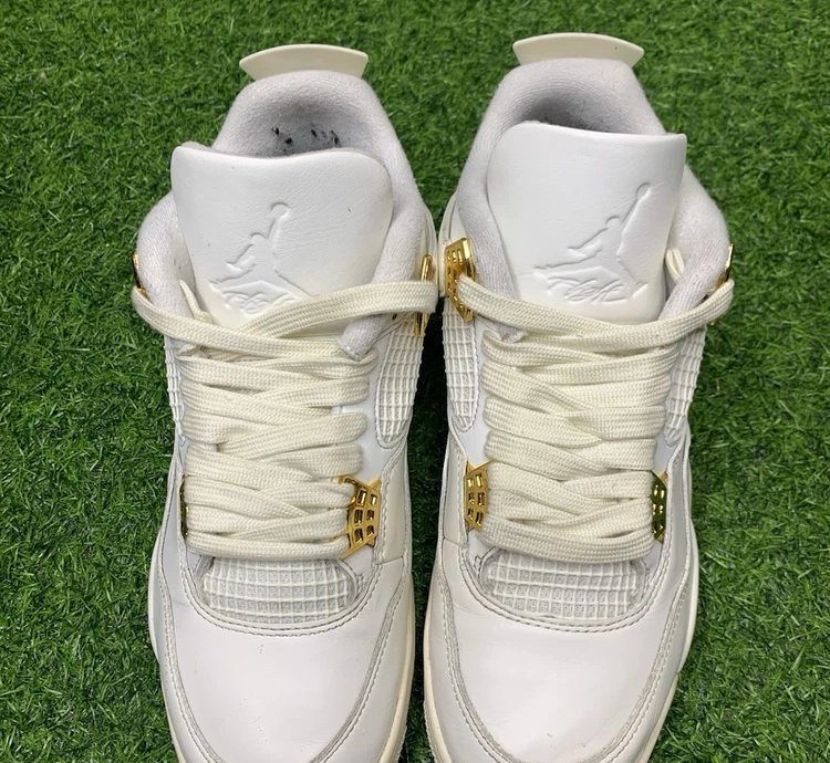 Air Jordan 4 Retro Metallic Gold