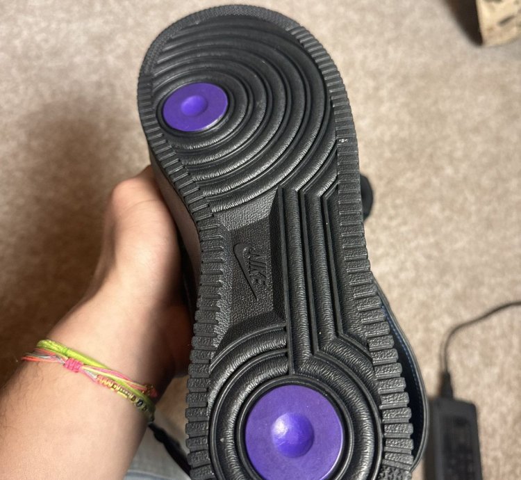 Sample Vlone Runway Af1