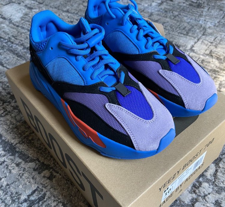 Adidas Yeezy Boost 700 Hi-res Blue
