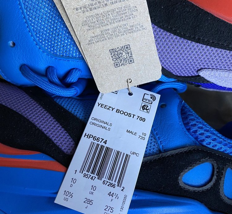 Adidas Yeezy Boost 700 Hi-res Blue