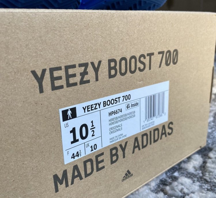 Adidas Yeezy Boost 700 Hi-res Blue