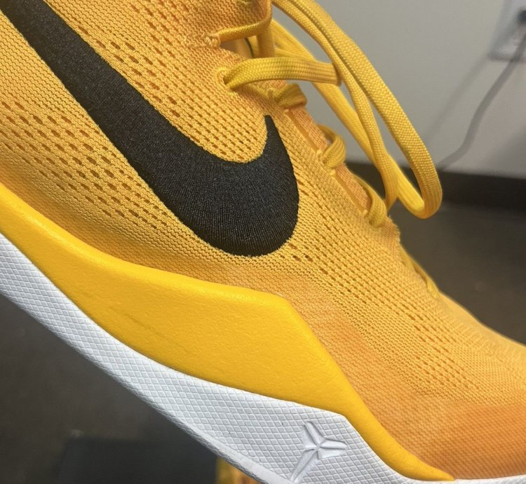 Nike Kobe 8 Protro Tb University Gold