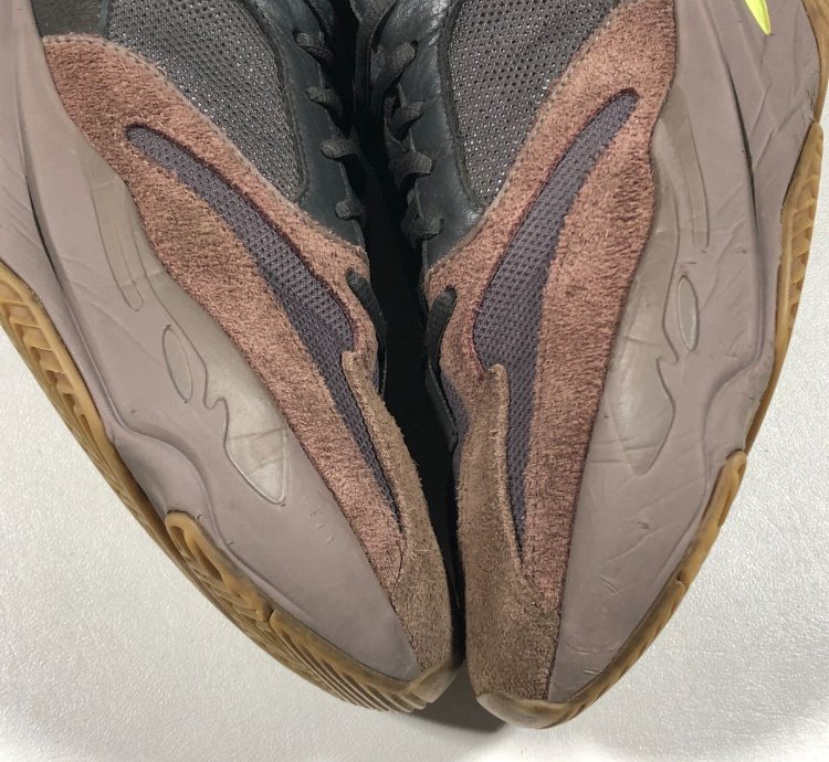 Adidas Yeezy Boost 700 Mauve Sneakers Shoes Size 10