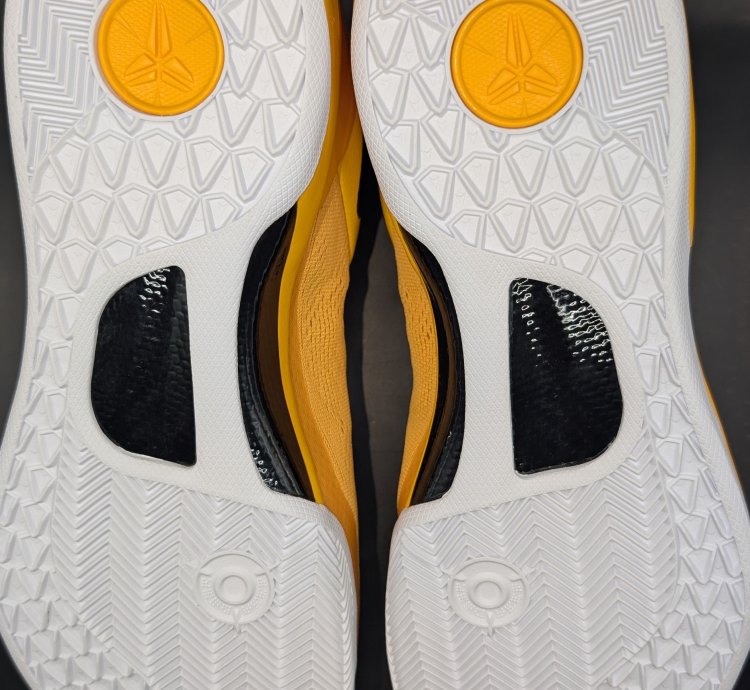 Nike Kobe 8 Protro Tb University Gold Pe unreleased