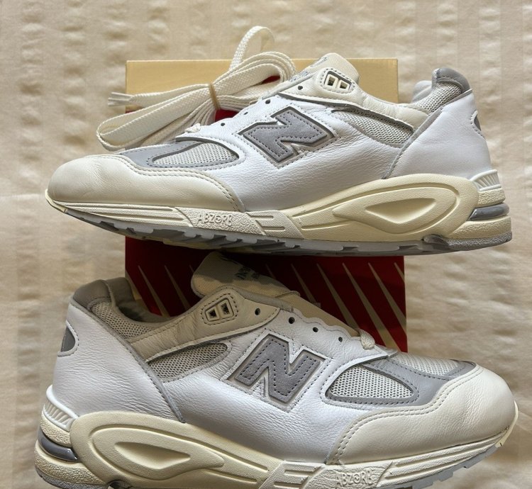 New Balance Teddy Santis 990v2 Sea Salt Size 10
