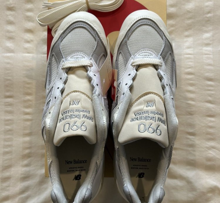New Balance Teddy Santis 990v2 Sea Salt Size 10