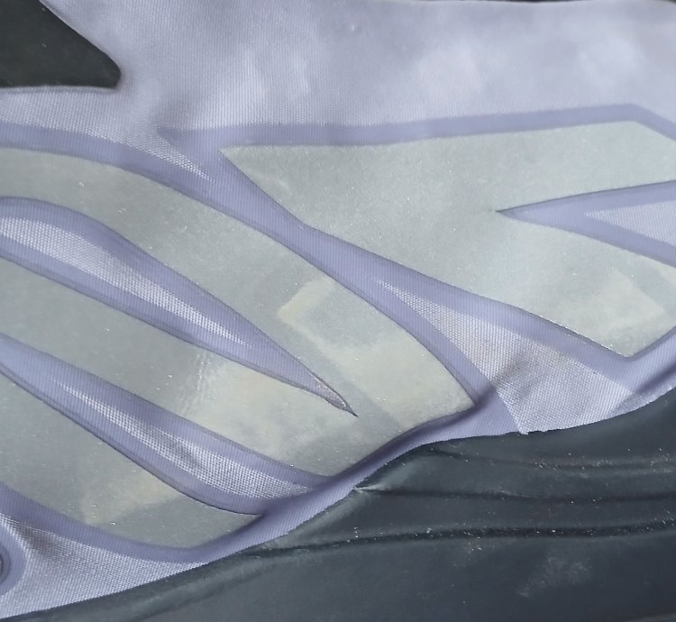 Adidas Yeezy Boost 700 Mnvn Sneakers