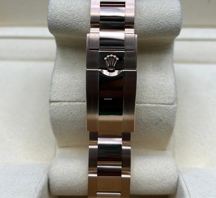 Rolex Gmt-master Ii Rootbeer 126715chnr 2023 Complete Set