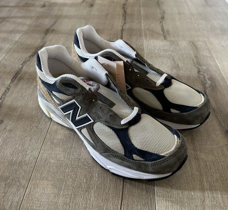 New Balance Teddy Santis Made In Usa 990v3