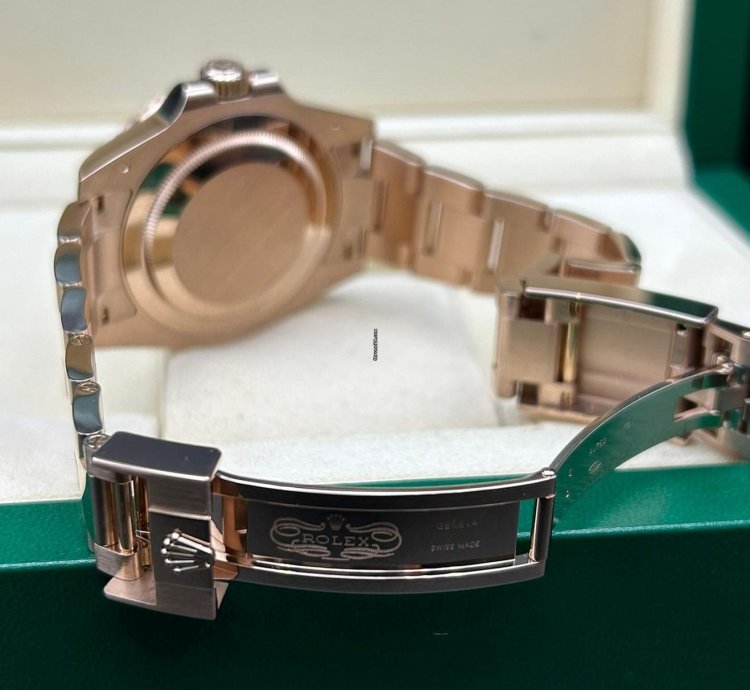 Rolex Gmt-master Ii Rootbeer 126715chnr 2023 Complete Set