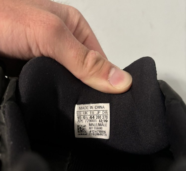 Adidas Yeezy Boost 700 Mnvn Triple Black