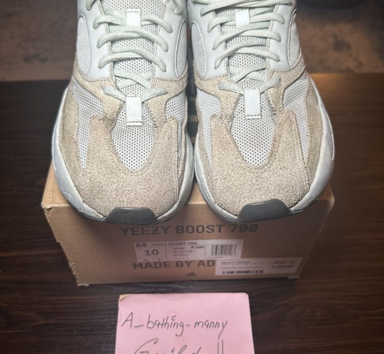 Adidas Yeezy Boost 700 Salt Size 10