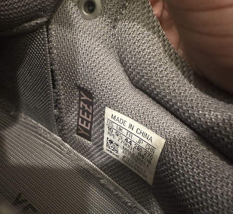 Adidas Yeezy Boost 700 Sneakers - Mauve