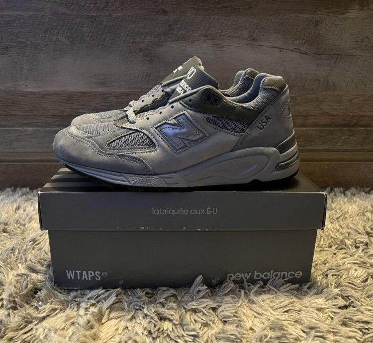New Balance Wtaps 990v2
