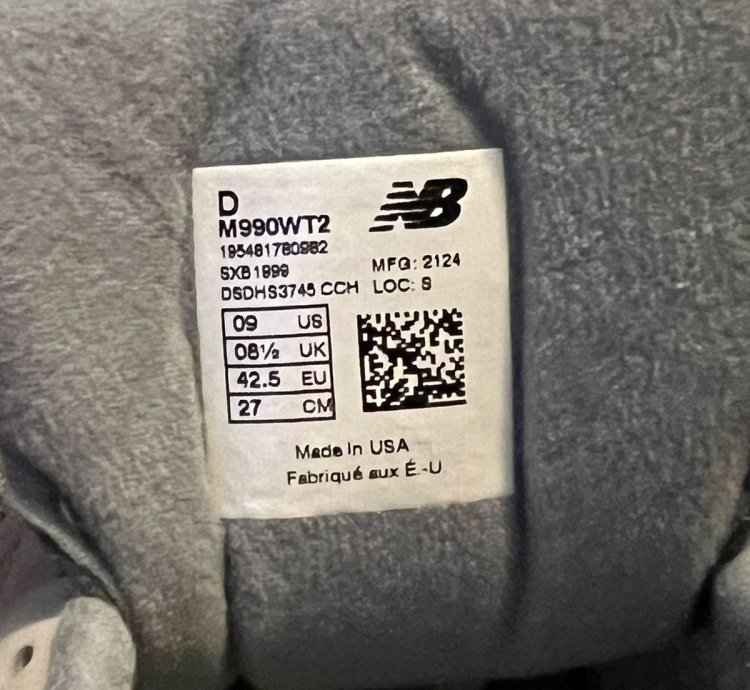 New Balance Wtaps 990v2