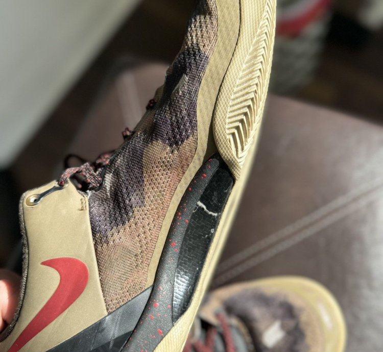 Nike Kobe 8 Python Size 12